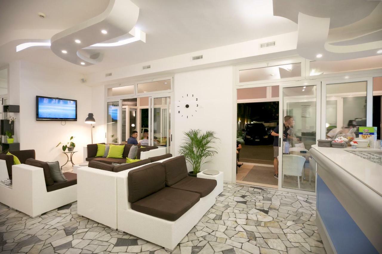 Hotel Fabris Caorle Extérieur photo